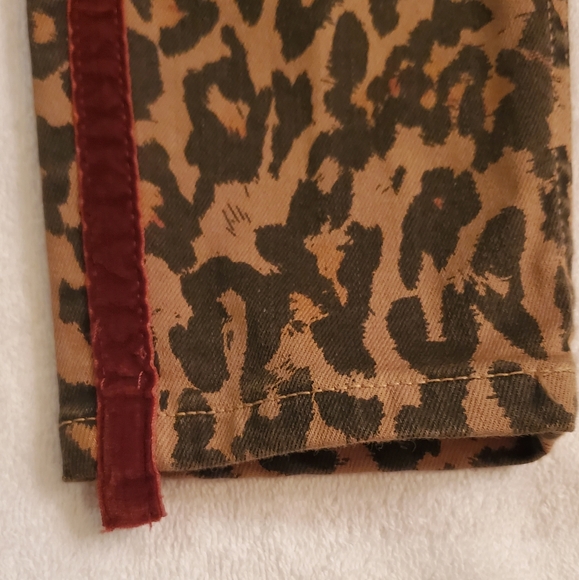 ZARA WOMEN- size 8 -NWT Limited Edition /Denim Collection - animal print - Picture 11 of 12